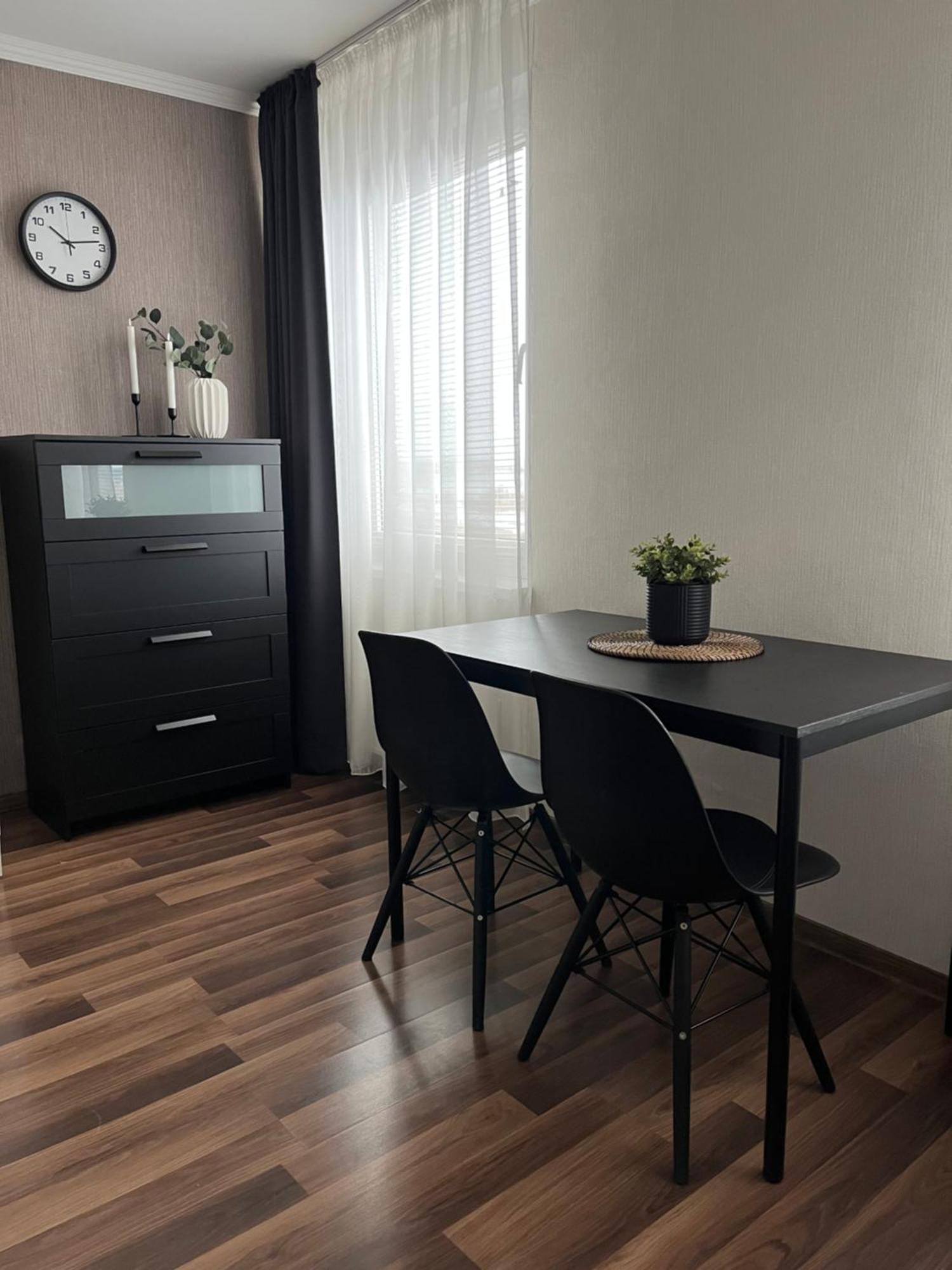 Vienibas Apartment Daugavpils Bagian luar foto